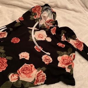 Long sleeve crop top hoodie